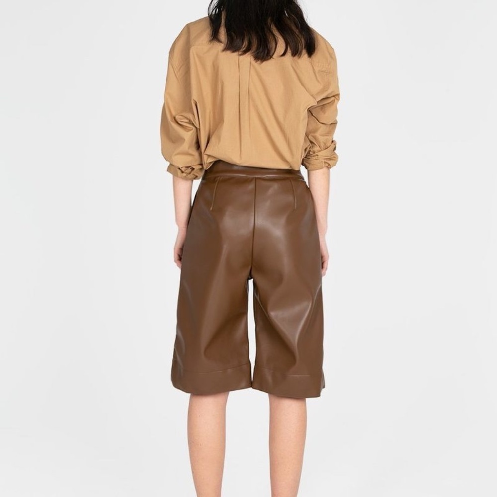 Frankie Shop BROWN FAUX LEATHER TROUSER SHORTS BY STUDIO CUT size M - Picture 2 of 11